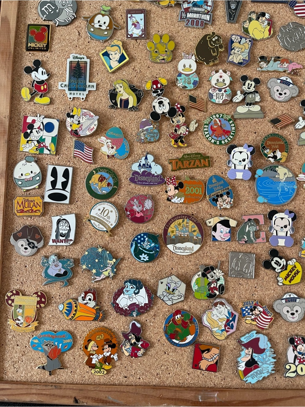 Disney pins - Picture 2 of 5
